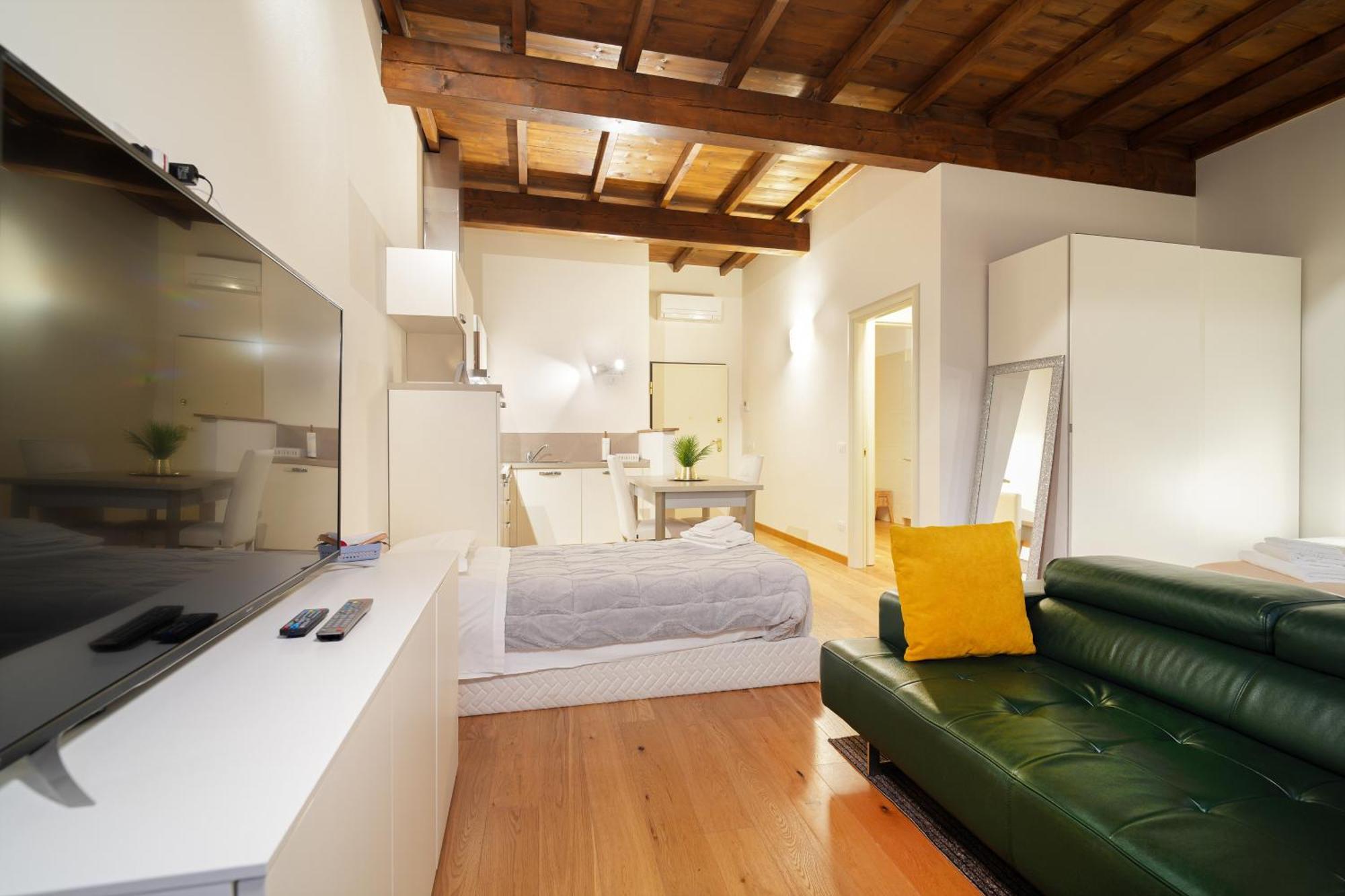 My Loft Aparthotel Ferrara Bagian luar foto